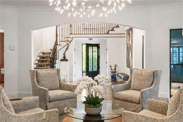 1598 W Sussex Road NW, Atlanta, GA 30306