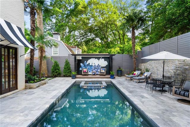 1598 W Sussex Road NW, Atlanta, GA 30306