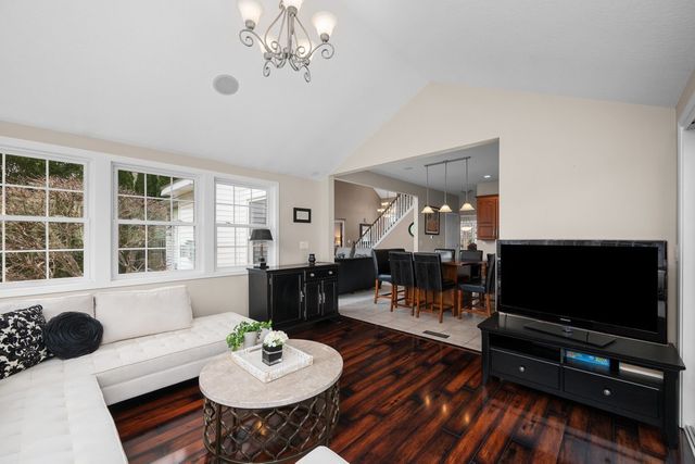 8903 Highland Drive, Rock Island, IL 61201