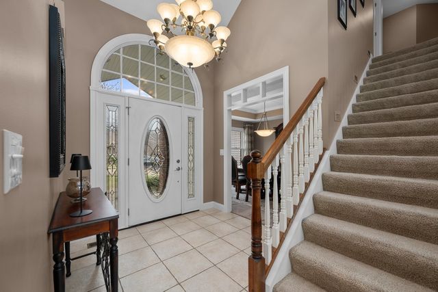 8903 Highland Drive, Rock Island, IL 61201