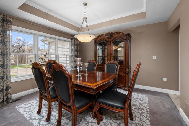 8903 Highland Drive, Rock Island, IL 61201