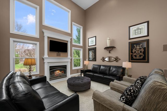 8903 Highland Drive, Rock Island, IL 61201