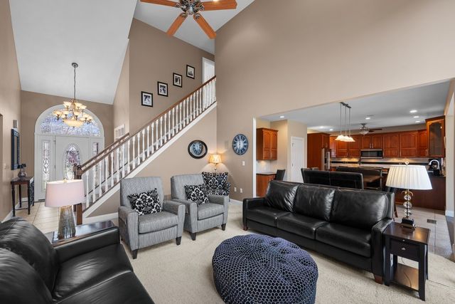 8903 Highland Drive, Rock Island, IL 61201