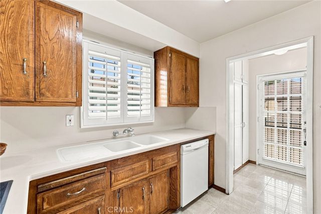 4832 Coldbrook, Lakewood, CA 90713