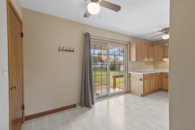 1406 MacArthur Drive, Janesville, WI 53548