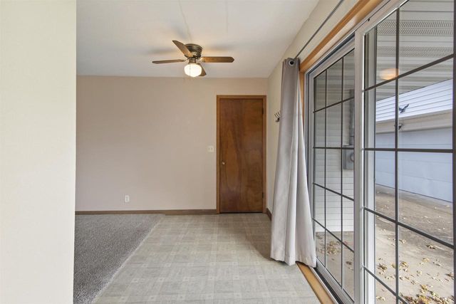 1406 MacArthur Drive, Janesville, WI 53548