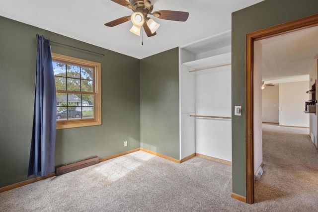 1406 MacArthur Drive, Janesville, WI 53548