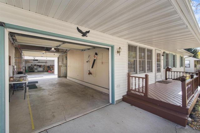 1406 MacArthur Drive, Janesville, WI 53548