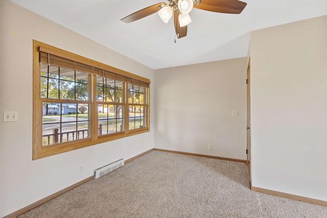 1406 MacArthur Drive, Janesville, WI 53548