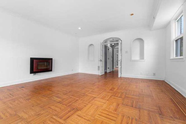 2210 BRYN MAWR AVE, Philadelphia, PA 19131