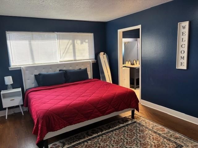 7003 Pyron Way, Houston, TX 77036