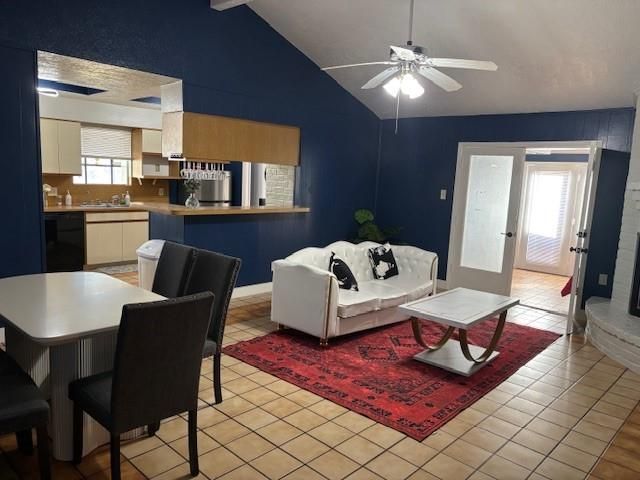 7003 Pyron Way, Houston, TX 77036