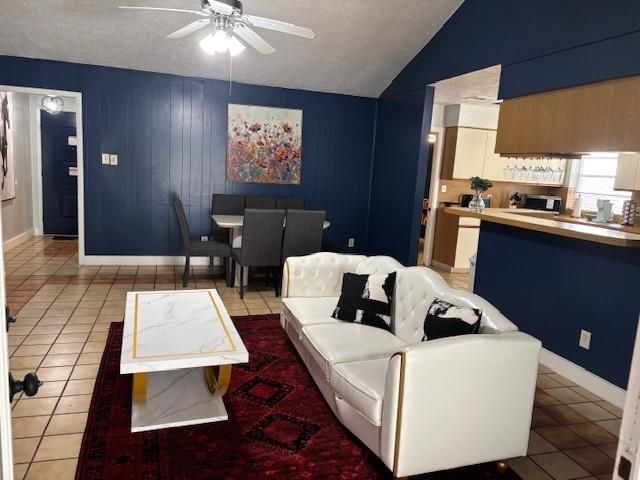 7003 Pyron Way, Houston, TX 77036