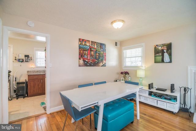 415 W BROAD ST, Falls Church, VA 22046