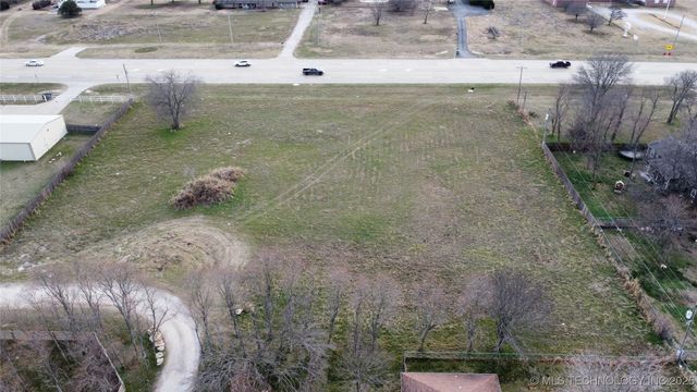 19505 E 116th Street North, Collinsville, OK 74021