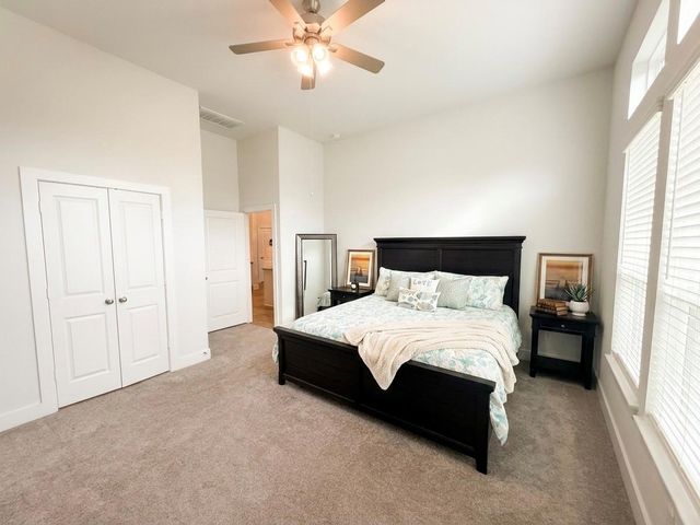 439 S Amherst Drive, West Columbia, TX 77486