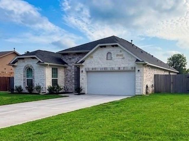 439 S Amherst Drive, West Columbia, TX 77486
