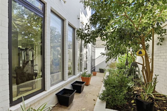 5625 El Campo Avenue, Fort Worth, TX 76107