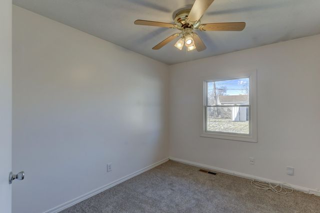 8022 Sycamore Avenue, Highland, IN 46322