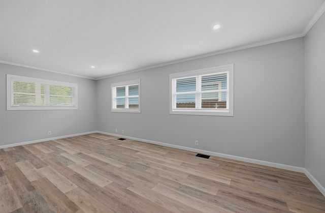 204 N Holly Avenue, Sherman, TX 75092