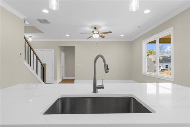 5533 Keswick Drive, Flowery Branch, GA 30542