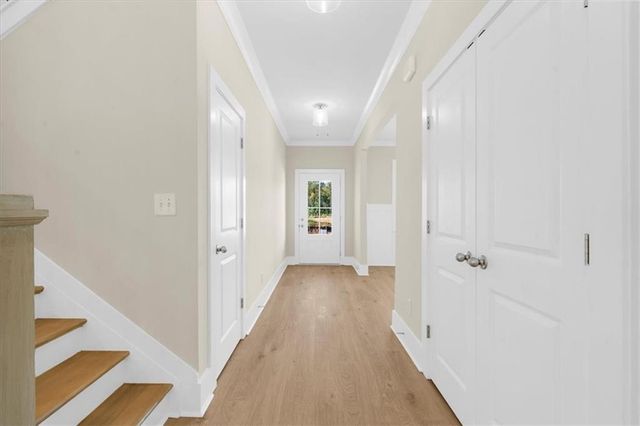 5533 Keswick Drive, Flowery Branch, GA 30542