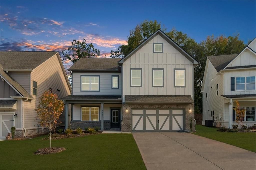 5533 Keswick Drive, Flowery Branch, GA 30542