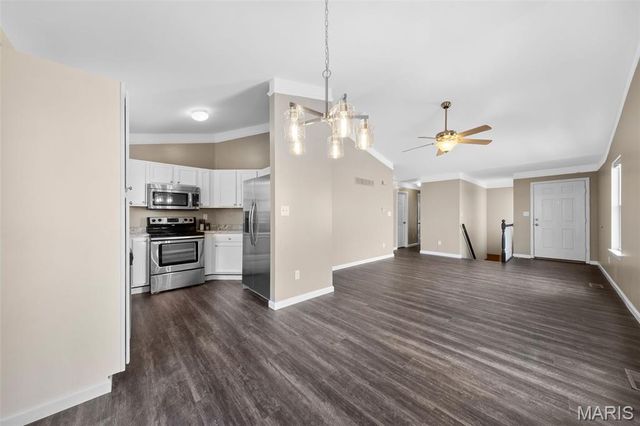 207 Tyndale Drive, O'fallon, MO 63366
