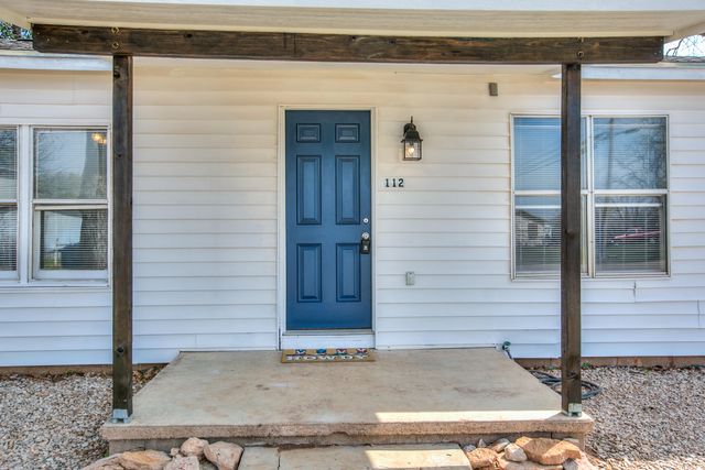 112 N Jefferson Street, Bronte, TX 76933