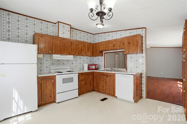 134 Knight N Gail Drive, Mooresville, NC 28115