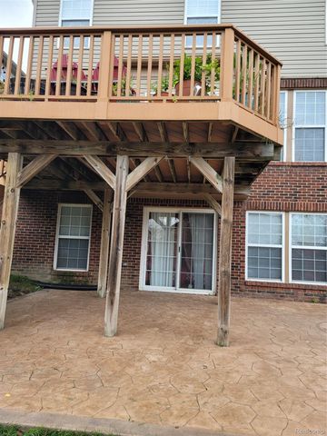 45322 Bartlett Drive, Novi, MI 48377