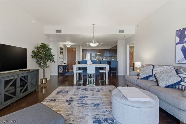 8255 Las Vegas Boulevard 708, Las Vegas, NV 89123