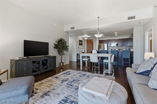 8255 Las Vegas Boulevard 708, Las Vegas, NV 89123