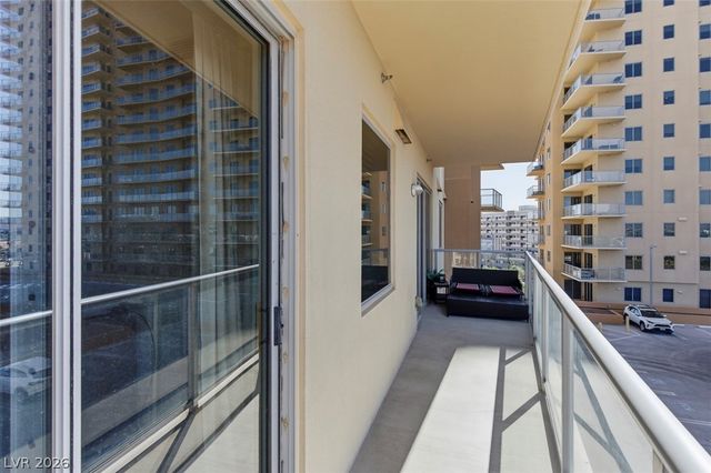 8255 Las Vegas Boulevard 708, Las Vegas, NV 89123