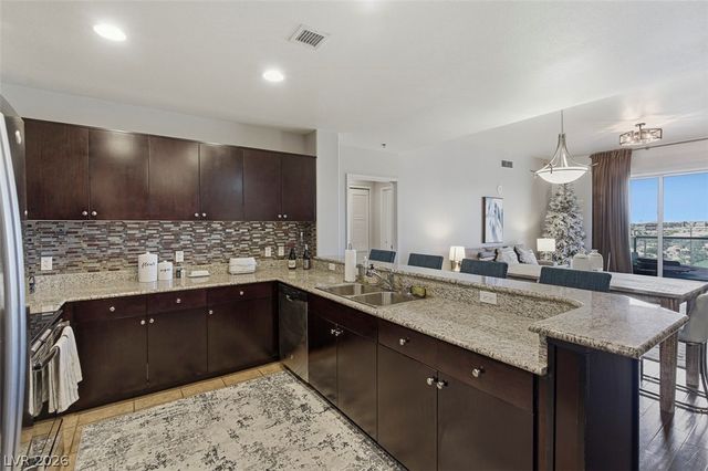 8255 Las Vegas Boulevard 708, Las Vegas, NV 89123