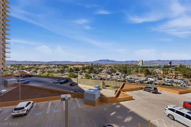 8255 Las Vegas Boulevard 708, Las Vegas, NV 89123