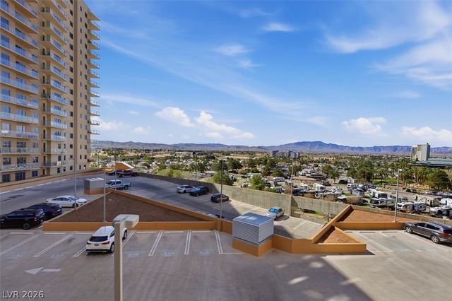 8255 Las Vegas Boulevard 708, Las Vegas, NV 89123