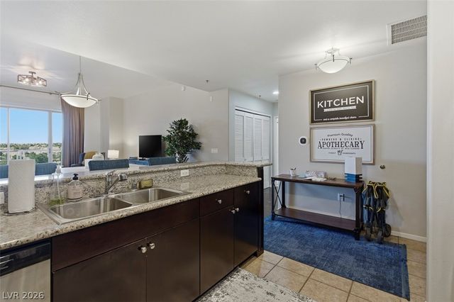 8255 Las Vegas Boulevard 708, Las Vegas, NV 89123