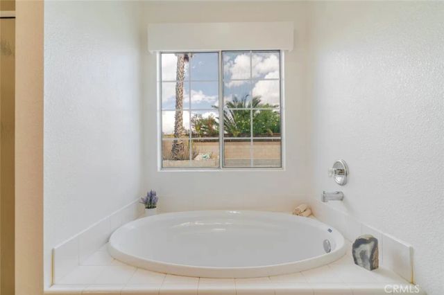 5813 W Avenue L11, Quartz Hill, CA 93536