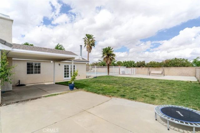 5813 W Avenue L11, Quartz Hill, CA 93536