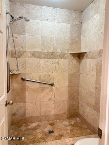 161 Teasdale Street, Thousand Oaks, CA 91360