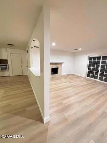 161 Teasdale Street, Thousand Oaks, CA 91360