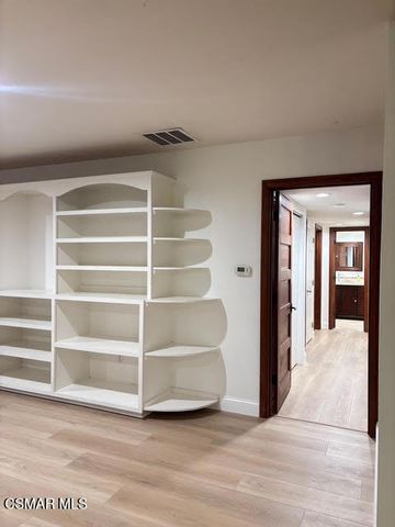 161 Teasdale Street, Thousand Oaks, CA 91360