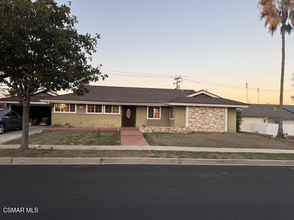 161 Teasdale Street, Thousand Oaks, CA 91360