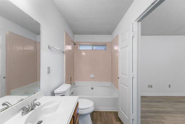 2600 Waterloo Lane, Mesquite, TX 75181