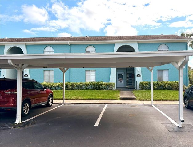 284 115TH AVENUE N 3, St Petersburg, FL 33716