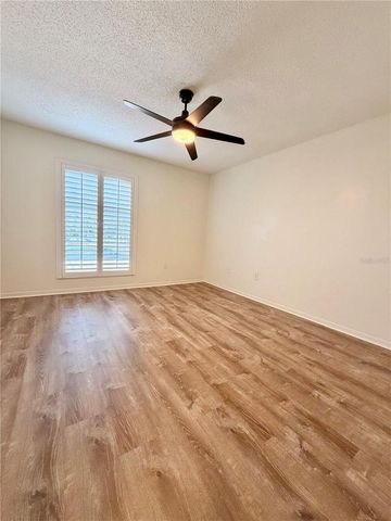 284 115TH AVENUE N 3, St Petersburg, FL 33716