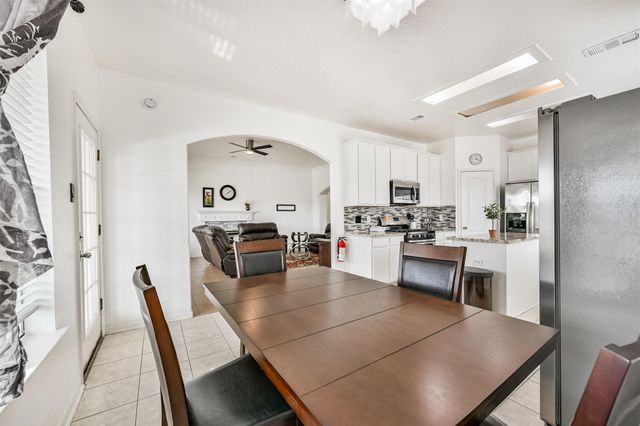 4113 Oak Point Drive, Pearland, TX 77581