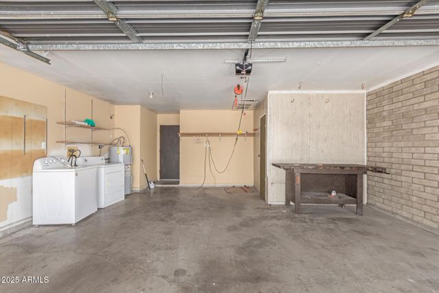 3825 W ROYAL PALM Road, Phoenix, AZ 85051