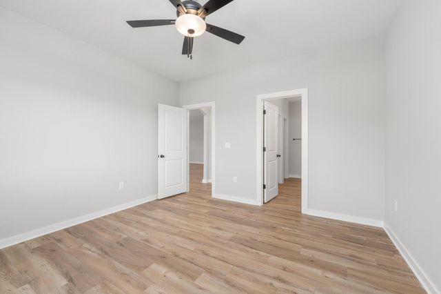 813 N Rainbow Lake St, Wichita, KS 67235